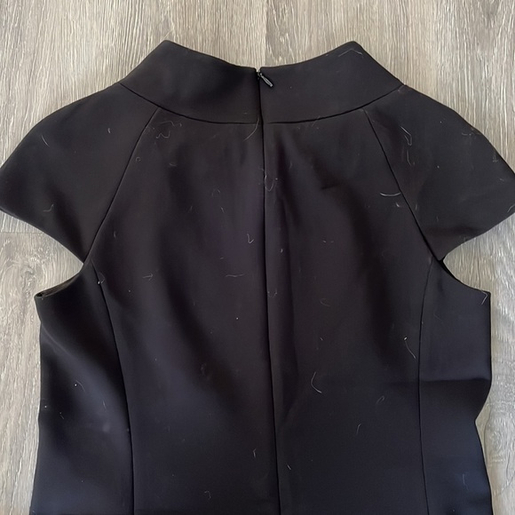 Black dress - Picture 4 of 6